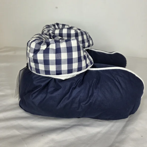 Hastens Size M Navy and White Down Boots /Bootie Slippers